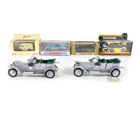 A collection of die-cast model cars to include two Franklin 1:24 scale 1907 Rolls Royce Silver Ghost cars, a Dinky 1966 Bentl