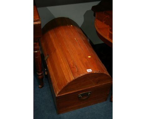 Domed trunk