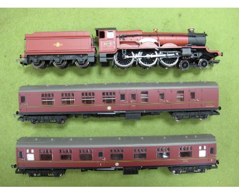 A Hornby "OO" 4-6-0 #R2662 Castle Class Locomotive Harry Potter, R/N 5972, 'Hogwarts Castle', Hogwarts Railways Eight Wheeled