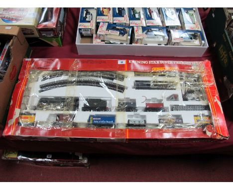Hornby "OO" Gauge #R.539 Evening Stat Super Freight Set, contents present in box Class 9F 2-10-0 Locomotive 'Evening Star' BR