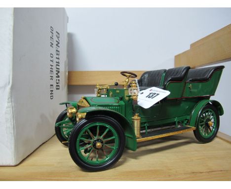 Franklin Mint 1:16th Scale Diecast Model 1905 Rolls Royce, information leaflet and care guide present. Boxed. 