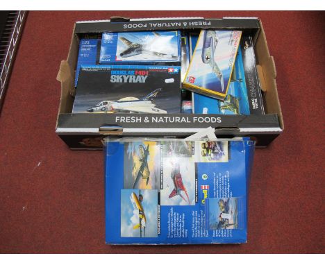 Nine Boxed 1:72 Scale Military Aircraft and Helicopter Plastic Model Kits, by Hasegawa, Tamiya, Fujimi and others including F