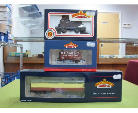 A Bachmann Branch Line "OO" Gauge #34-651A 63ft Thompson BG Full Brake, crimson/cream, boxed. A Bachmann Branch Line "OO" Gau