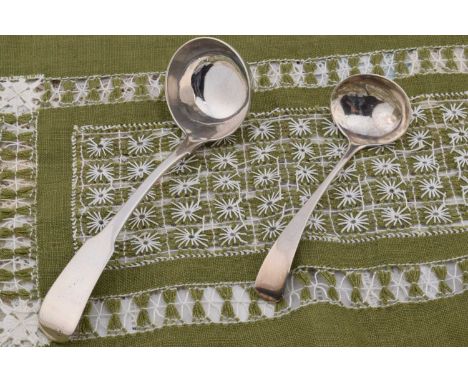A Georgian old English pattern relish spoon, Exeter 1813 Joseph Hicks, 11.5cm, Georgian Irish silver fiddle pattern cream lad