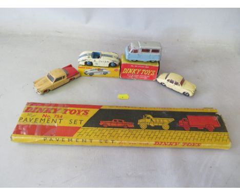 A COLLECTION OF DINKY / CORGI VINTAGE DIE CAST VEHICLES, to include Dinky 173 Nash Rambler, Dinky 192 De Soto Fireflight Seda