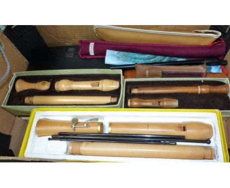 A Moeck tenor recorder and a range of others by Dolmetsch; etc.; an olive wood example and a quantity of music