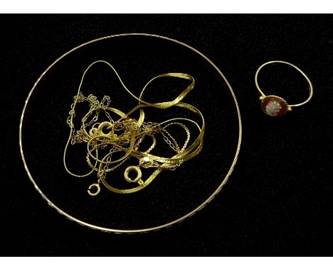 Gold bangle, necklaces and a gold cameo ring, all 9ct hallmarked or tested