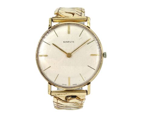 Marvin 9ct gold gentleman's manual wind 17 jewel wristwatch, London 1970, on expanding gilt strap