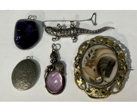 A  silver and marcasite brooch, as a lizard, Birmingham hallmarks; a silver Art Nouveau stone set pendant, marked 925; an ame