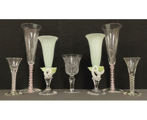 Art Glass - a pair of Norwegian Knapstad pedestal vases, Happiness, signed to base, 25.5cm high; a pair of Mike Hunter, Scott