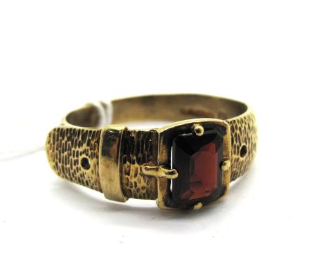 A 9ct Gold Gent's Ring, as a belt/buckle, semi textured, claw set to the centre.