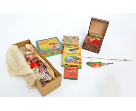 A group of boxed card tiddlywinks and boxed Roddy 'Tenze' puzzles, also a boxed Pelham Puppet.