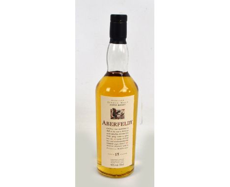A boxed 70cl bottle of Aberfeldy Highland Single Malt Scotch Whisky aged 15 years, 43% volume, level to neck in presentation 