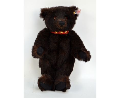 A Steiff button-in-ear 'Alfie' 2009 teddy bear for Danbury Mint, with brown fur, limited edition 212, length 26cm, with certi