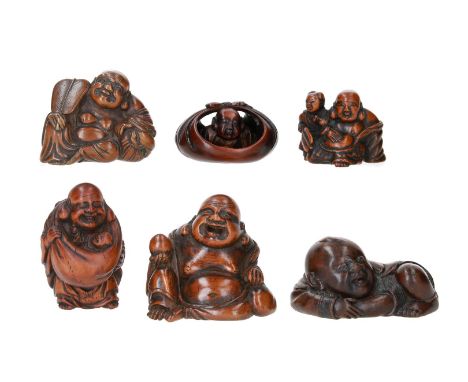 Lot of six netsuke, 1) boxwood, sitting Hotei with tama pearl. Signed Tomokazu. H. 4.5 cm. 2) boxwood, sitting Hotei with fan