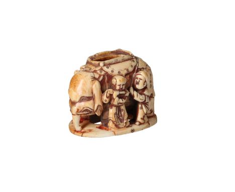 An ivory netsuke-okimono depicting an Indian elephant with four riders. Japan, Edo. H. 4 cm.Condition Report: http://www.zeeu