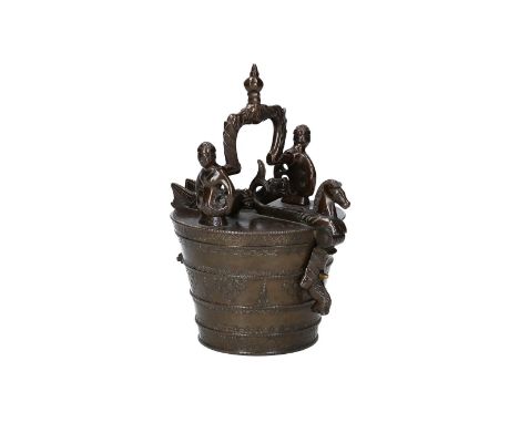 A Nuremberg nested cup-weight, 16 pound, 17th century. Master sign 'bow and arrow' = Georg Bernhard Weinmann (1649-1693) / Le