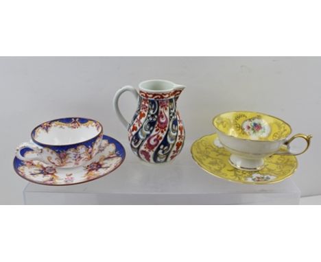 A FIRST PERIOD WORCESTER SPARROW BEAK PORCELAIN JUG of baluster form, decorated with the "Queen Charlotte" pattern in Imari c