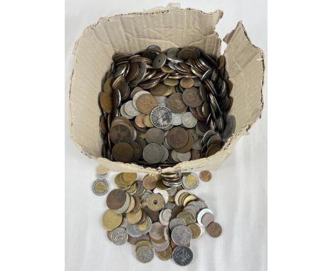 A box of mixed vintage British and foreign coins. British coins include sovereign heads of Victoria, George V, VI and Elizabe