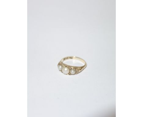 A PEARL AND DIAMOND DRESS RING, ring size N