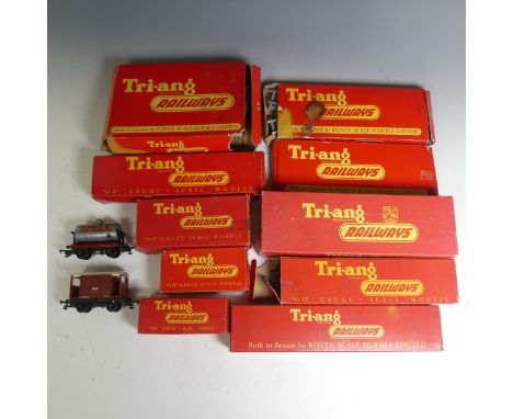 Tri-ang '00/H0' gauge, RE Electric Goods Train Set, boxed, together with&nbsp;R.50 4-6-2 Princess Locomotive, boxed, two R.21