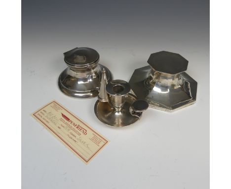 A George VI silver Capstan Inkwell, by Deakin &amp; Francis Ltd., hallmarked Birmingham 1938, of octagonal form oin the Art D