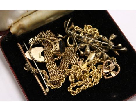 A 9ct gold heart shaped locket with mesh chain, a ring, a gold bar brooch etc.