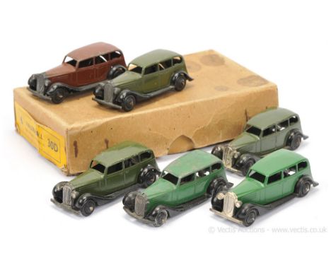 Dinky 30d Trade Pack Vauxhall Saloon containing 6 examples (1) brown, black including ridged hubs (type 4); (2) green, black 