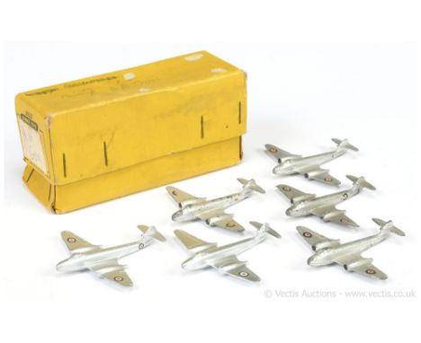 Dinky 70e Trade Pack Meteor Twin Jet Fighter containing 6 examples - all finished in silver - conditions are Fair to Good Plu