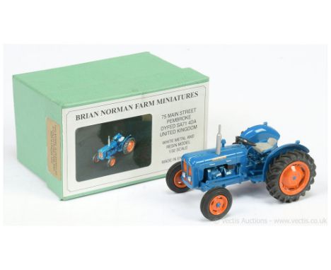 Brian Norman Farm Miniatures FM06 Fordson Dexta Tractor - blue, orange wheels, grey seat - Mint in a Near Mint lift off lid b