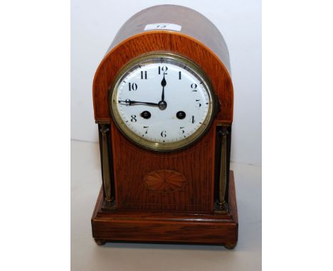 EDWARDIAN ARCHED MANTLE CLOCK WITH STRIKE, HEIGHT 27CM KEY WITH AUCTIONEER 