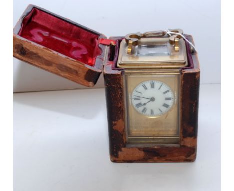 BRASS CHIMING 19TH CENTURY CARRIAGE CLOCK IN LEATHER TRAVEL CASE (INSCRIPTION TO FRONT) 