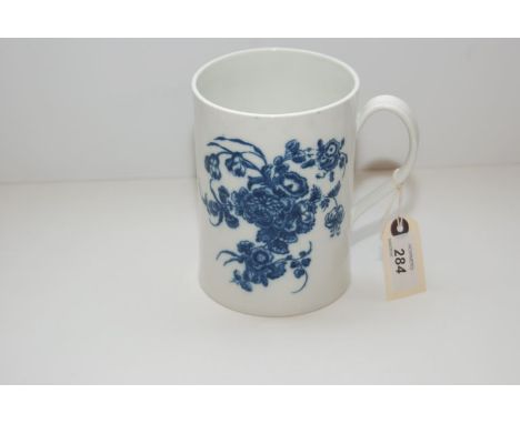 WORCESTER BLUE AND WHITE TANKARD, PRINTED WITH FLOWERS WITH GROOVED HANDLE, 14.5 CM, STAR CRACK TO BASE 