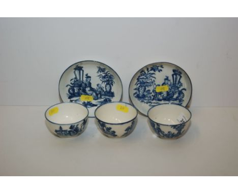 THREE TEA BOWLS AND TWO SAUCERS, TRANSFER PRINTED WITH CHINOISIRIE DESIGN, CAUGHLEY AND WORCESTER 
