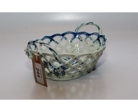 A WORCESTER BLUE AND WHITE CHESTNUT BASKET, SOME REPAIRS, WIDTH 18CM 