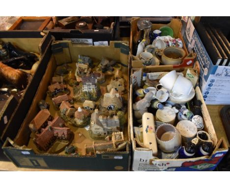 A mixed lot of ceramics including Poole Pottery, animal figures, also a selection of Lilliput Lane cottages.