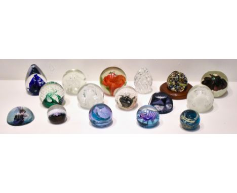 A collection of assorted paperweights including Caithness 'Petunias', 'Fleur', etc (16).Additional InformationLight age wear 