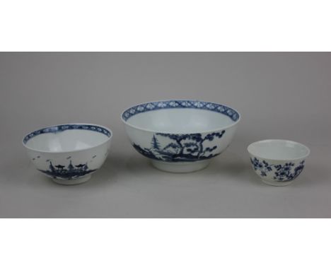 Two Worcester blue and white porcelain bowls decorated in the 'Cannonball' pattern 15cm diameter, 'Rock Strata Island' patter
