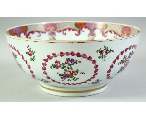 A SAMSON CHINESE FAMILLE ROSE STYLE PORCELAIN BOWL, painted with floral motifs, 28.5cm diameter.