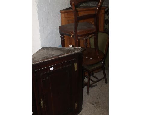 A OAK TILT TOP TRIPOD TABLE TOGETHER WITH TWO CORNER CABINETS