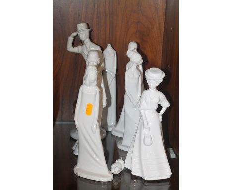 A COLLECTION OF SPODE FIGURES SOME A/F 