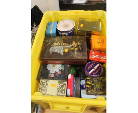 A TRAY OF ASSORTED VINTAGE TINS 
