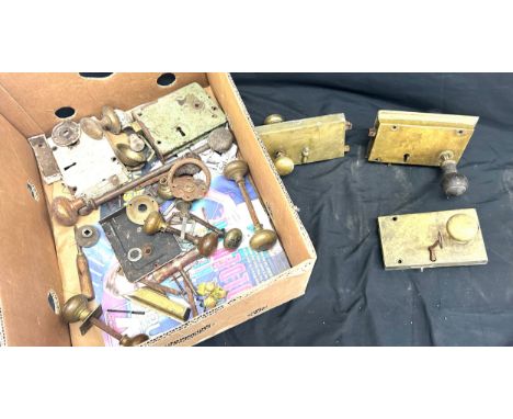 Large selection of vintage brass door handles 