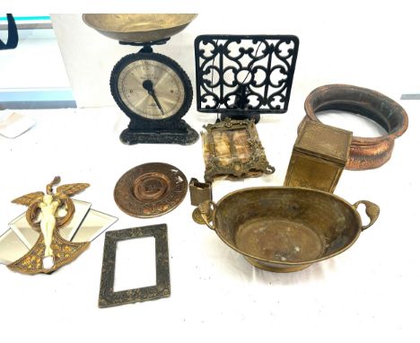 Selection of vintage metal ware to include scales, wall medals, tea caddy etc 