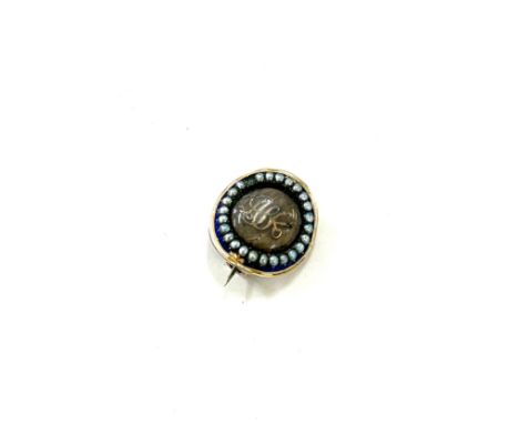 Georgian antique seed pearl and gold mourning brooch, plaited hair and initials under glass, unmarked tests as approximately 