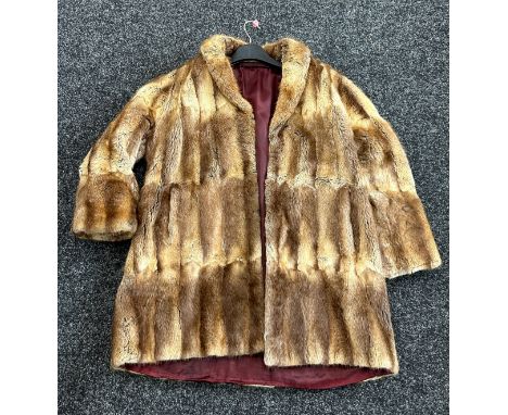 Vintage ladies fur coat approx size M 