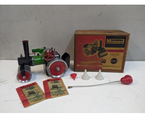A Mamod SRI steam roller. 