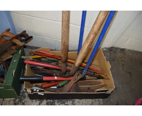 BOX OF MIXED TOOLS