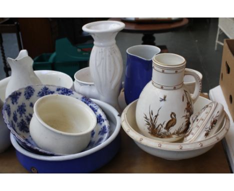 A quantity of ceramics to include various washbowls, jugs, bowls and planters to include Dresden Humpfrey Bro's (11)