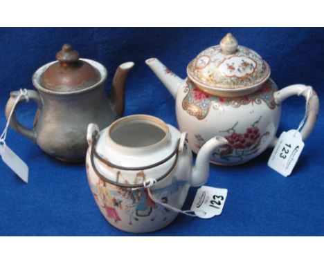 Three Oriental porcelain teapots to include: Chinese porcelain, enamel decorated, bullet shaped teapot with associated cover;